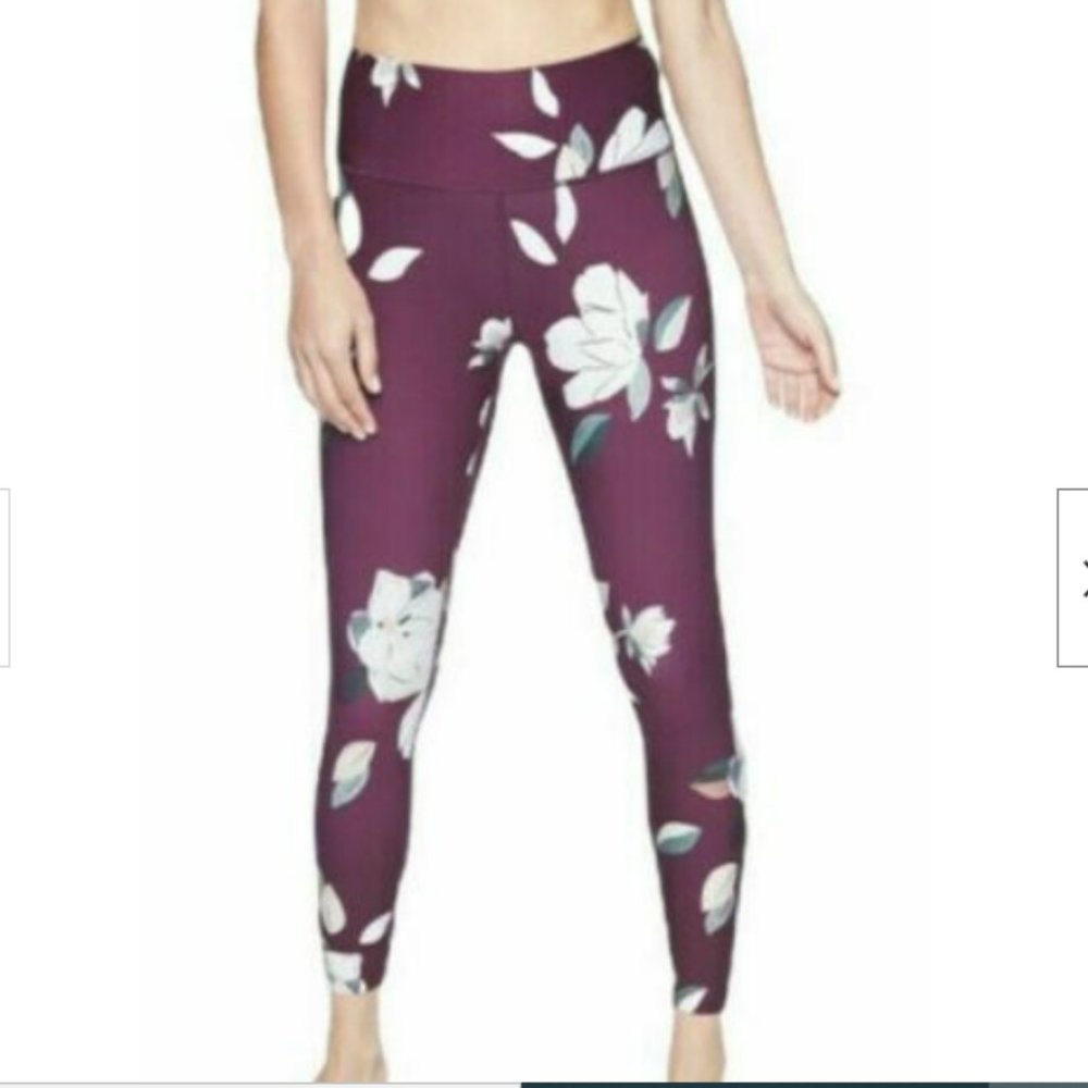 Athleta Berry Floral Elation 7/8 Tight Leggings XS Purple Green White